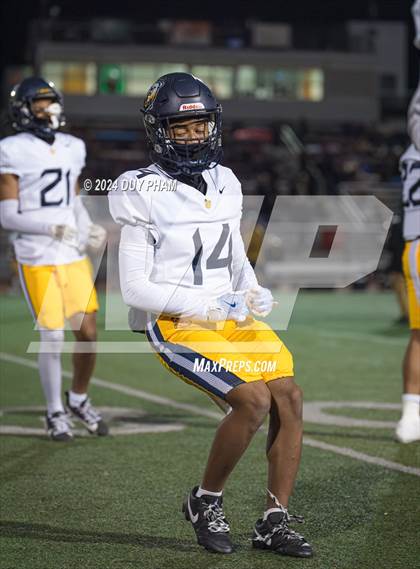 Thumbnail 2 in Rio Hondo Prep vs. Warren (CIF SS Division 7 Final) photogallery.