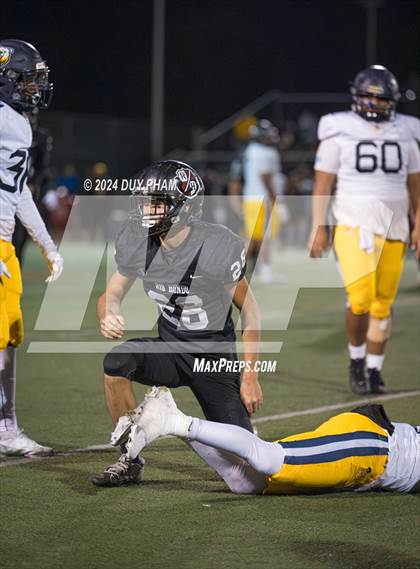 Thumbnail 2 in Rio Hondo Prep vs. Warren (CIF SS Division 7 Final) photogallery.