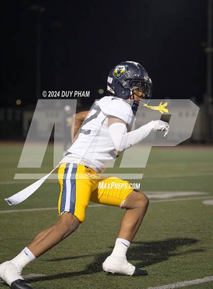 Thumbnail 1 in Rio Hondo Prep vs. Warren (CIF SS Division 7 Final) photogallery.