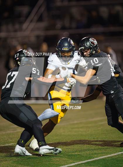 Thumbnail 1 in Rio Hondo Prep vs. Warren (CIF SS Division 7 Final) photogallery.