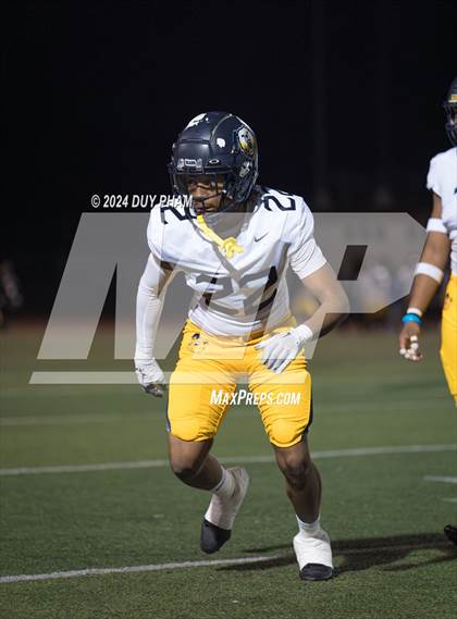 Thumbnail 2 in Rio Hondo Prep vs. Warren (CIF SS Division 7 Final) photogallery.