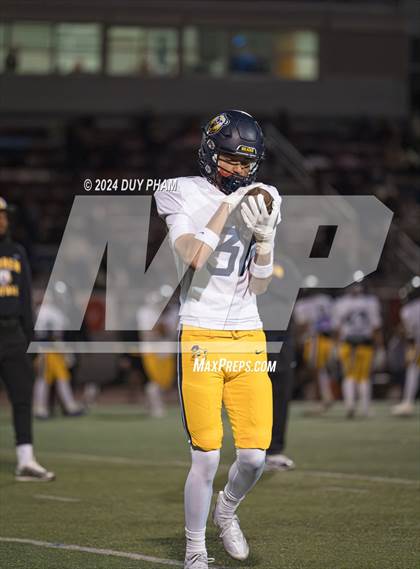 Thumbnail 2 in Rio Hondo Prep vs. Warren (CIF SS Division 7 Final) photogallery.