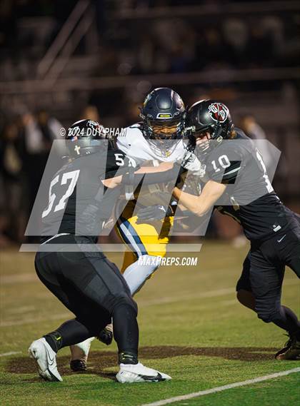 Thumbnail 2 in Rio Hondo Prep vs. Warren (CIF SS Division 7 Final) photogallery.