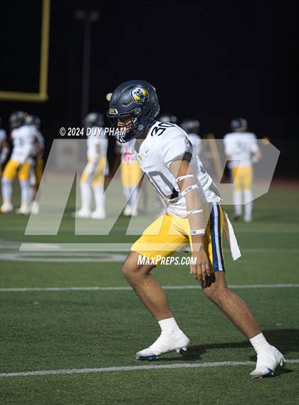 Thumbnail 1 in Rio Hondo Prep vs. Warren (CIF SS Division 7 Final) photogallery.