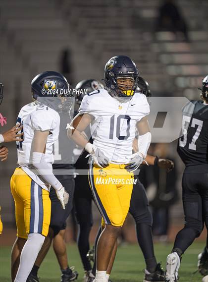 Thumbnail 2 in Rio Hondo Prep vs. Warren (CIF SS Division 7 Final) photogallery.