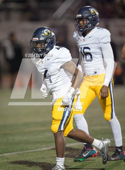 Thumbnail 2 in Rio Hondo Prep vs. Warren (CIF SS Division 7 Final) photogallery.