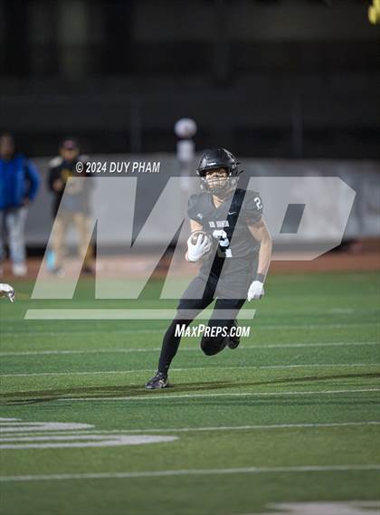 Thumbnail 3 in Rio Hondo Prep vs. Warren (CIF SS Division 7 Final) photogallery.