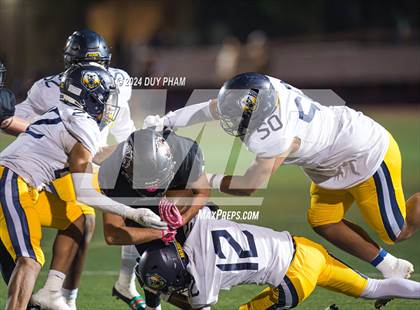 Thumbnail 1 in Rio Hondo Prep vs. Warren (CIF SS Division 7 Final) photogallery.
