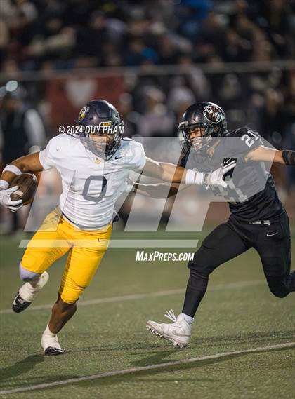Thumbnail 2 in Rio Hondo Prep vs. Warren (CIF SS Division 7 Final) photogallery.