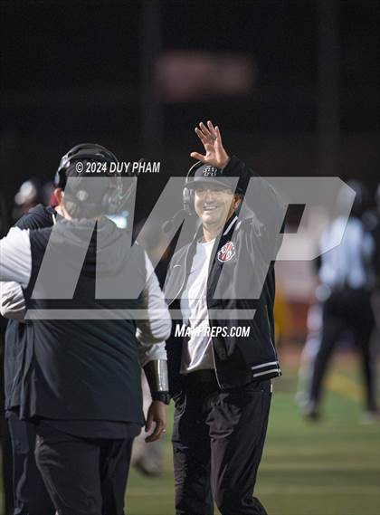 Thumbnail 3 in Rio Hondo Prep vs. Warren (CIF SS Division 7 Final) photogallery.