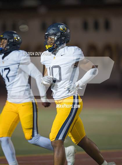 Thumbnail 1 in Rio Hondo Prep vs. Warren (CIF SS Division 7 Final) photogallery.