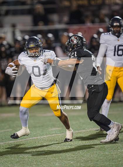 Thumbnail 3 in Rio Hondo Prep vs. Warren (CIF SS Division 7 Final) photogallery.