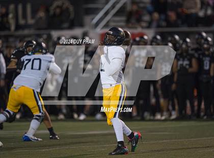 Thumbnail 1 in Rio Hondo Prep vs. Warren (CIF SS Division 7 Final) photogallery.