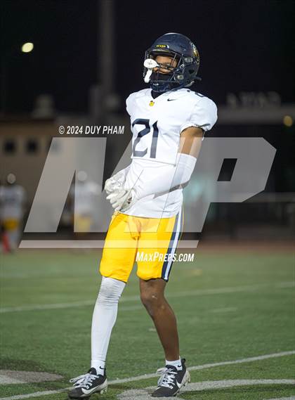 Thumbnail 1 in Rio Hondo Prep vs. Warren (CIF SS Division 7 Final) photogallery.