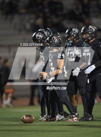Thumbnail 2 in Rio Hondo Prep vs. Warren (CIF SS Division 7 Final) photogallery.