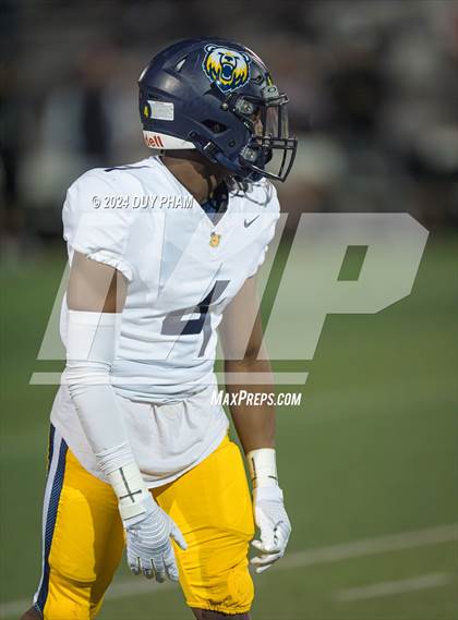 Thumbnail 2 in Rio Hondo Prep vs. Warren (CIF SS Division 7 Final) photogallery.