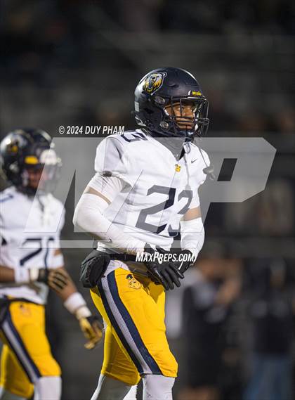 Thumbnail 1 in Rio Hondo Prep vs. Warren (CIF SS Division 7 Final) photogallery.