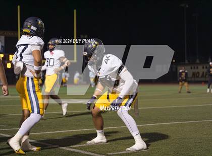 Thumbnail 2 in Rio Hondo Prep vs. Warren (CIF SS Division 7 Final) photogallery.