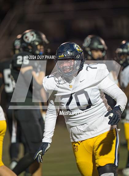 Thumbnail 1 in Rio Hondo Prep vs. Warren (CIF SS Division 7 Final) photogallery.
