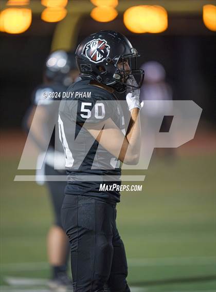 Thumbnail 3 in Rio Hondo Prep vs. Warren (CIF SS Division 7 Final) photogallery.