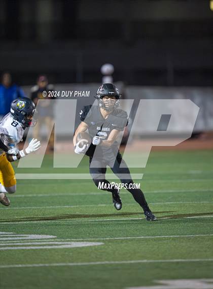 Thumbnail 1 in Rio Hondo Prep vs. Warren (CIF SS Division 7 Final) photogallery.