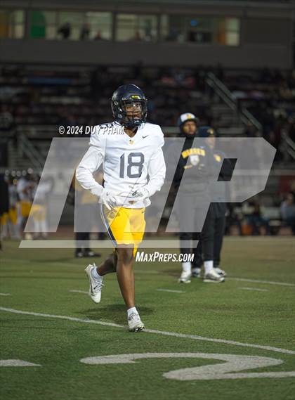 Thumbnail 1 in Rio Hondo Prep vs. Warren (CIF SS Division 7 Final) photogallery.