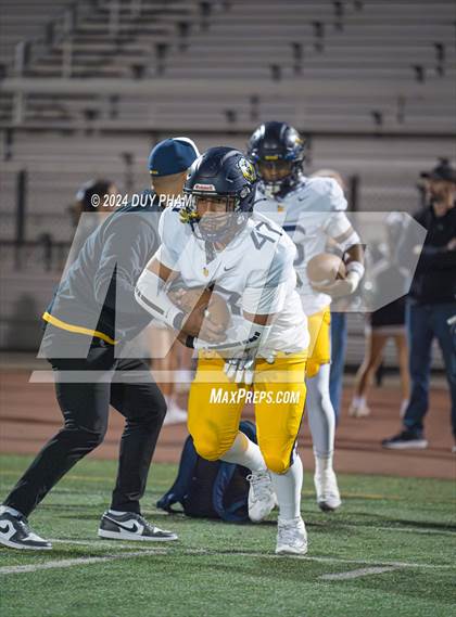Thumbnail 3 in Rio Hondo Prep vs. Warren (CIF SS Division 7 Final) photogallery.