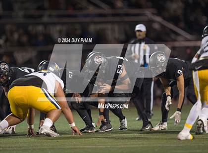 Thumbnail 3 in Rio Hondo Prep vs. Warren (CIF SS Division 7 Final) photogallery.