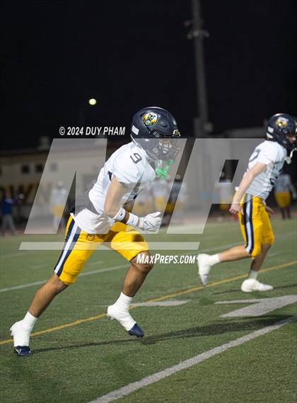Thumbnail 3 in Rio Hondo Prep vs. Warren (CIF SS Division 7 Final) photogallery.