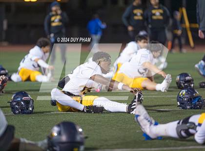 Thumbnail 2 in Rio Hondo Prep vs. Warren (CIF SS Division 7 Final) photogallery.