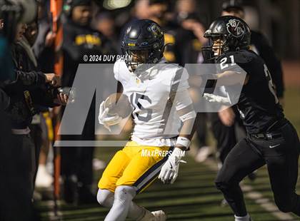 Thumbnail 1 in Rio Hondo Prep vs. Warren (CIF SS Division 7 Final) photogallery.