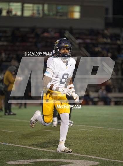 Thumbnail 1 in Rio Hondo Prep vs. Warren (CIF SS Division 7 Final) photogallery.