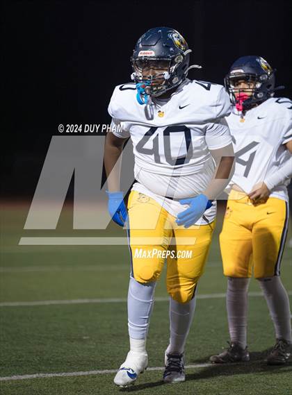 Thumbnail 2 in Rio Hondo Prep vs. Warren (CIF SS Division 7 Final) photogallery.