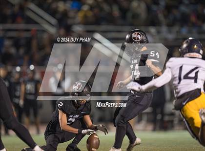 Thumbnail 3 in Rio Hondo Prep vs. Warren (CIF SS Division 7 Final) photogallery.
