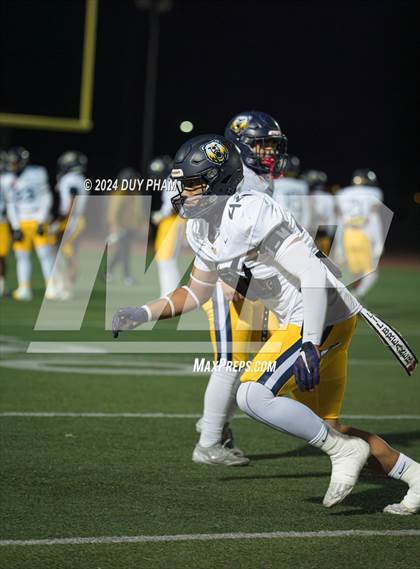 Thumbnail 3 in Rio Hondo Prep vs. Warren (CIF SS Division 7 Final) photogallery.
