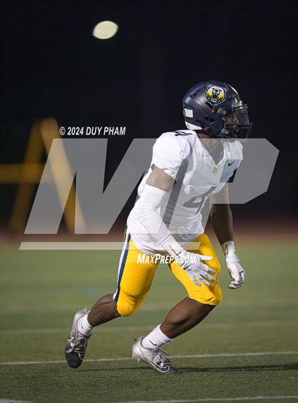 Thumbnail 2 in Rio Hondo Prep vs. Warren (CIF SS Division 7 Final) photogallery.