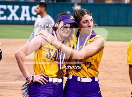 Thumbnail 1 in Calallen vs. Sanger (UIL 4A Softball Semifinal) photogallery.