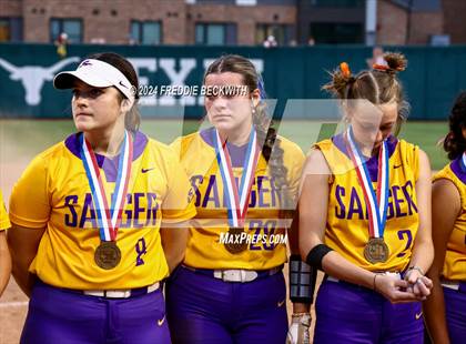 Thumbnail 1 in Calallen vs. Sanger (UIL 4A Softball Semifinal) photogallery.