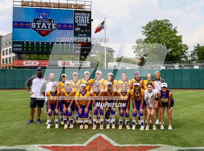 Thumbnail 1 in Calallen vs. Sanger (UIL 4A Softball Semifinal) photogallery.