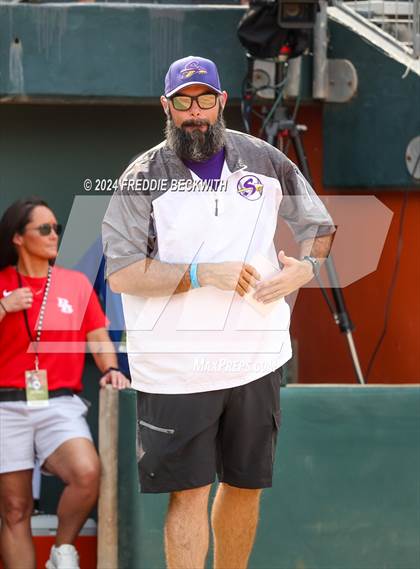 Thumbnail 2 in Calallen vs. Sanger (UIL 4A Softball Semifinal) photogallery.