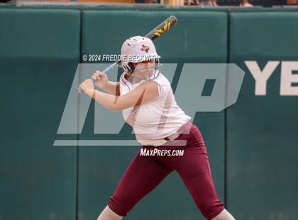 Thumbnail 3 in Calallen vs. Sanger (UIL 4A Softball Semifinal) photogallery.