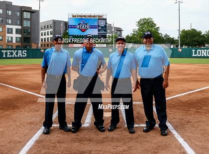 Thumbnail 3 in Calallen vs. Sanger (UIL 4A Softball Semifinal) photogallery.