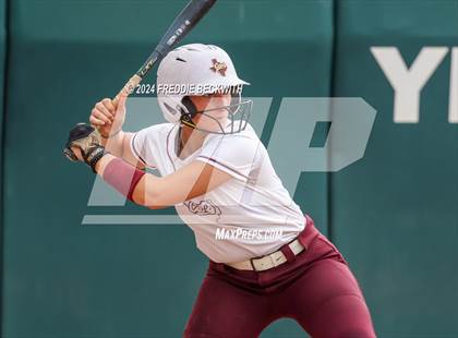 Thumbnail 1 in Calallen vs. Sanger (UIL 4A Softball Semifinal) photogallery.