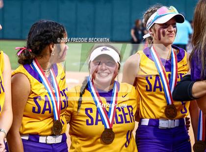 Thumbnail 2 in Calallen vs. Sanger (UIL 4A Softball Semifinal) photogallery.