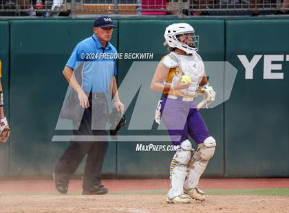 Thumbnail 1 in Calallen vs. Sanger (UIL 4A Softball Semifinal) photogallery.