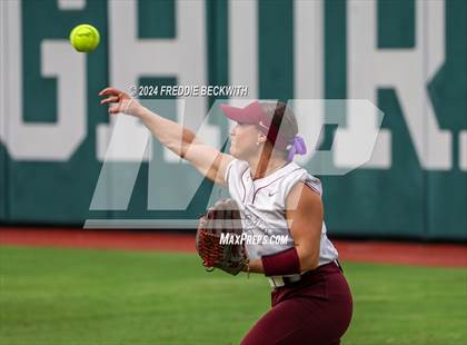 Thumbnail 1 in Calallen vs. Sanger (UIL 4A Softball Semifinal) photogallery.