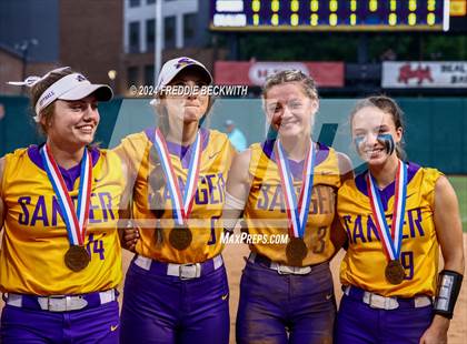Thumbnail 1 in Calallen vs. Sanger (UIL 4A Softball Semifinal) photogallery.