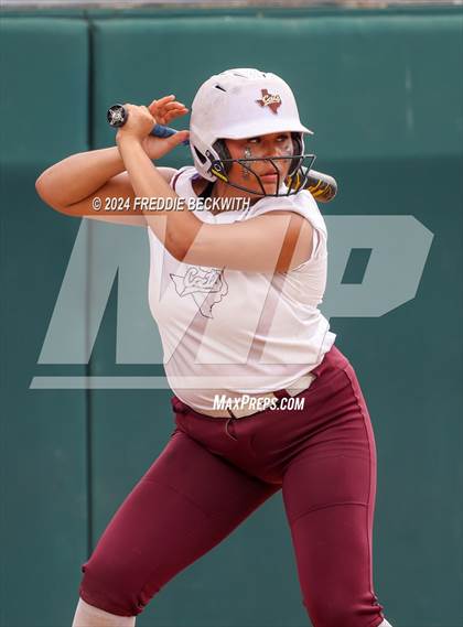 Thumbnail 2 in Calallen vs. Sanger (UIL 4A Softball Semifinal) photogallery.