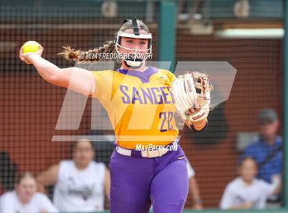 Thumbnail 3 in Calallen vs. Sanger (UIL 4A Softball Semifinal) photogallery.