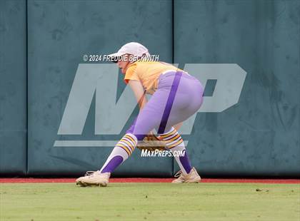 Thumbnail 2 in Calallen vs. Sanger (UIL 4A Softball Semifinal) photogallery.